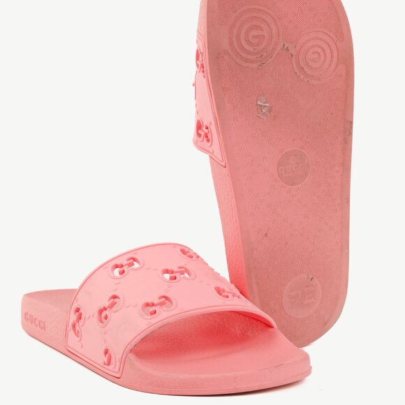 Gucci Pink Rubber GG Slide Sandals - Picture 5 of 9